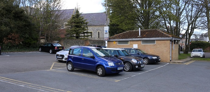 Reach Road Car Park and toliets